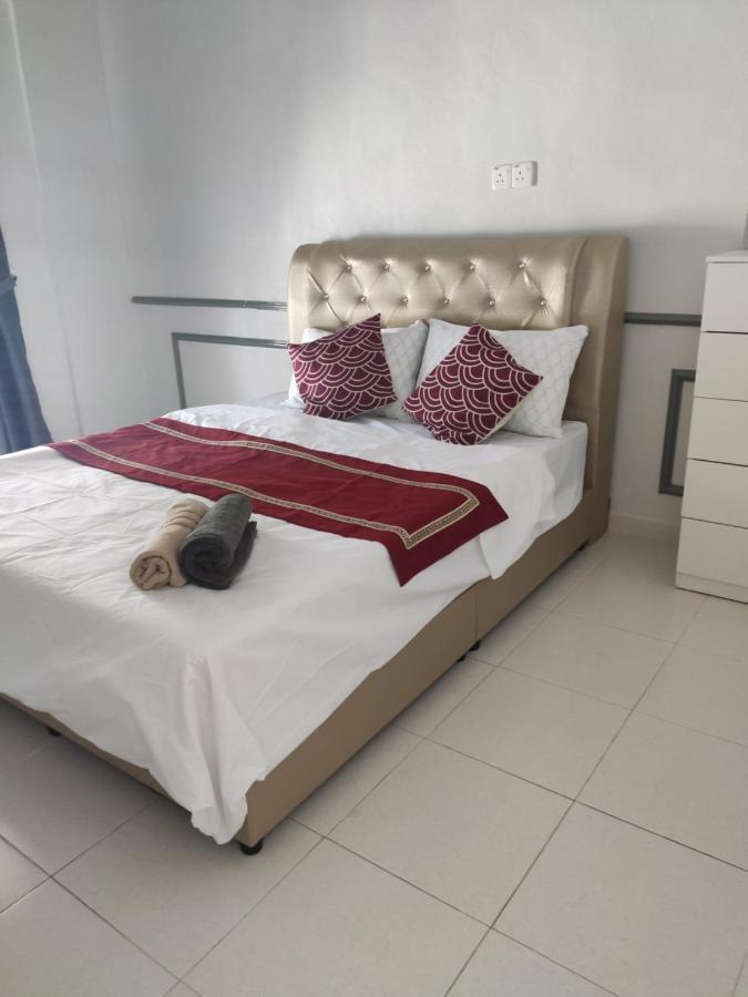 Private Pool Cassa Dinies, Wifi , Bbq,10 Pax Villa Rantau Panjang Ngoại thất bức ảnh